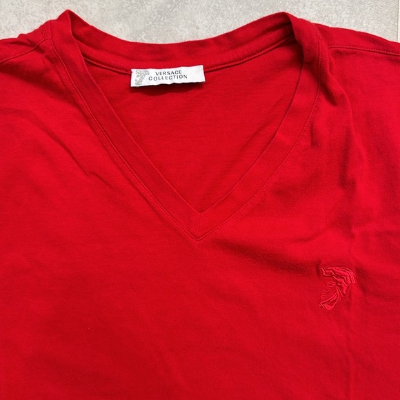 Versace Collection V-Neck Short Sleeve Tee 🔴 - Picture 2 of 3